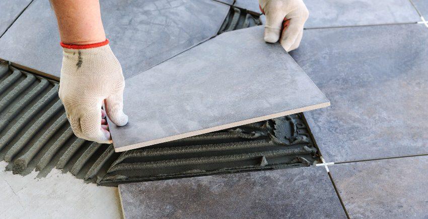 Fliesen im Außenbereich auf Beton verlegen