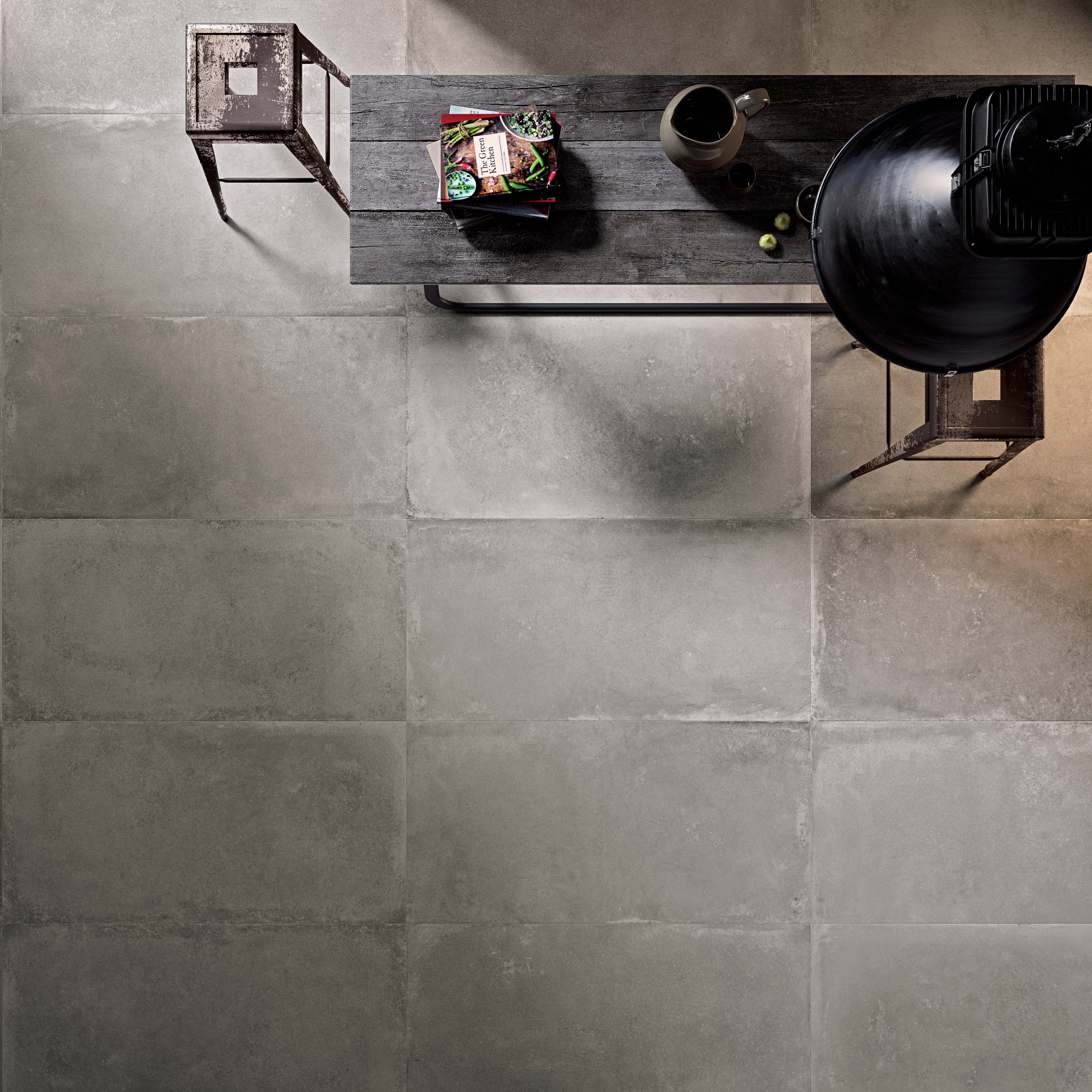 Flaviker Backstage Bodenfliese Betonoptik Indoor Grau Matt 60x120 cm rektifiziert R10B