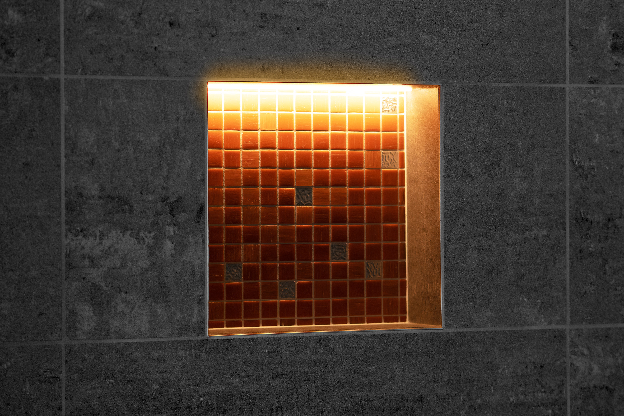 Schlüter Kerdi Board NLT Duschnische mit LED Beleuchtung 305x305x89 mm Neutralweiß