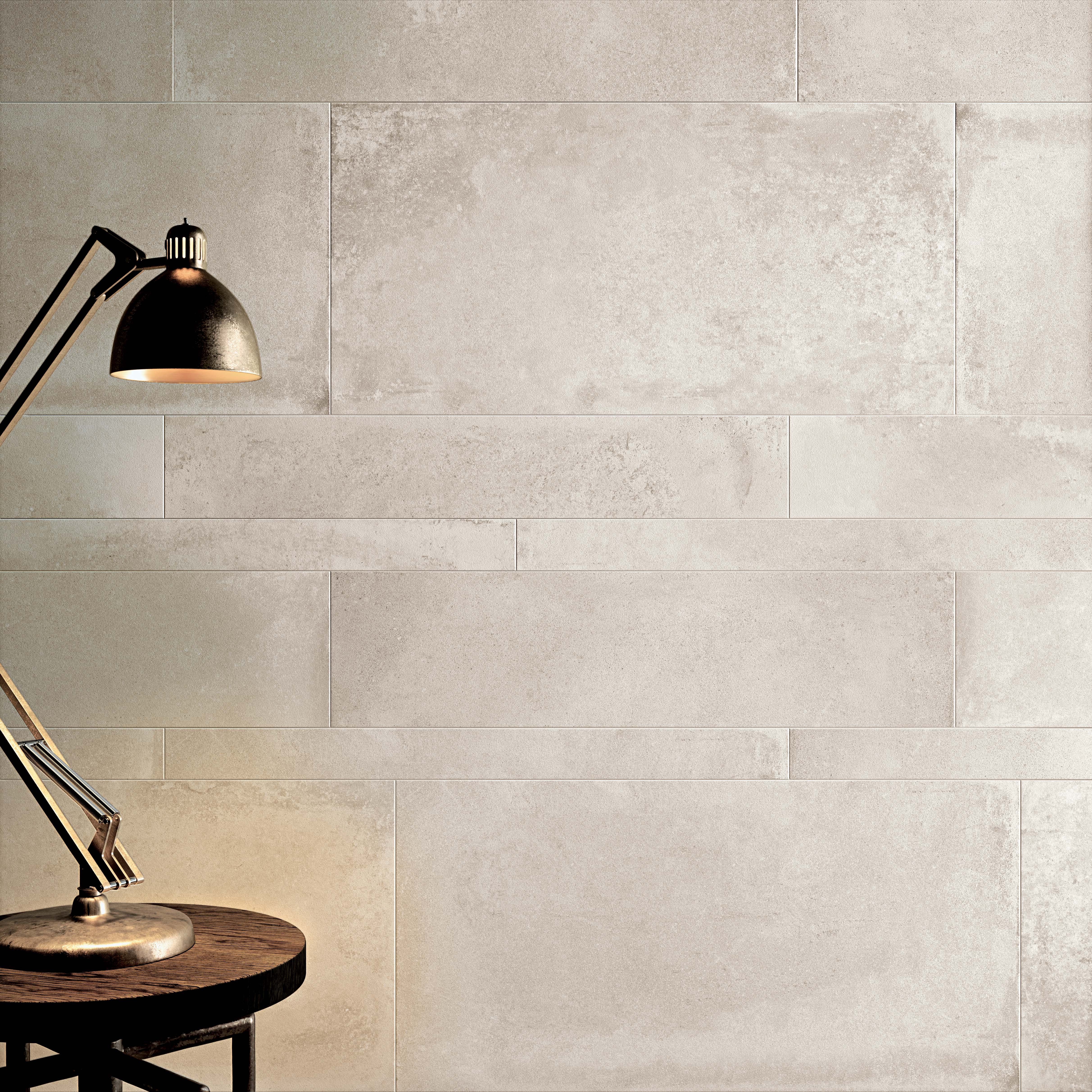 Flaviker Backstage Bodenfliese Betonoptik Indoor Beige Matt 30x120 cm rektifiziert R10B