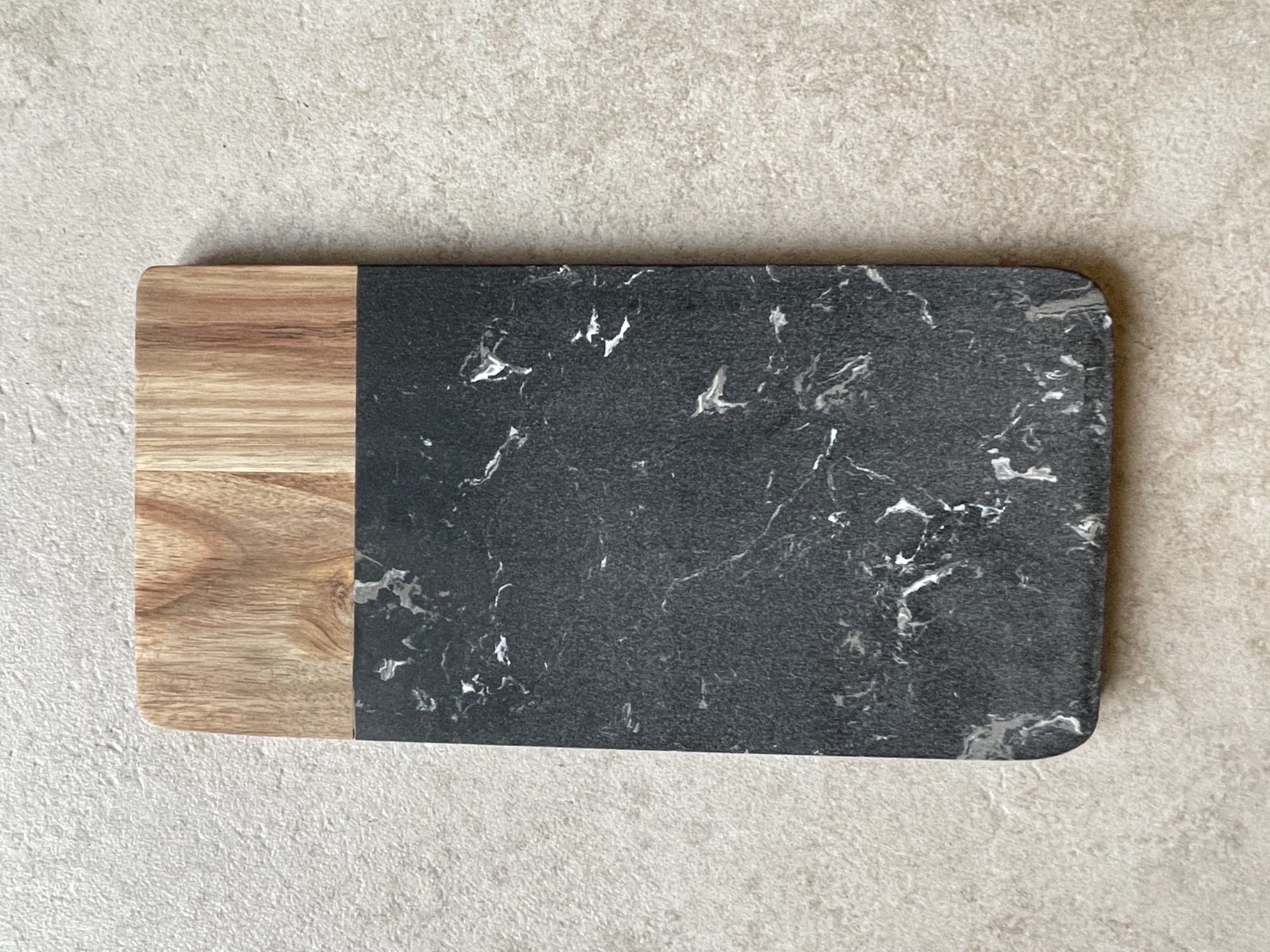 Schneidebrett aus schwarzem Marmor und Holz 30x15x1,3 cm 